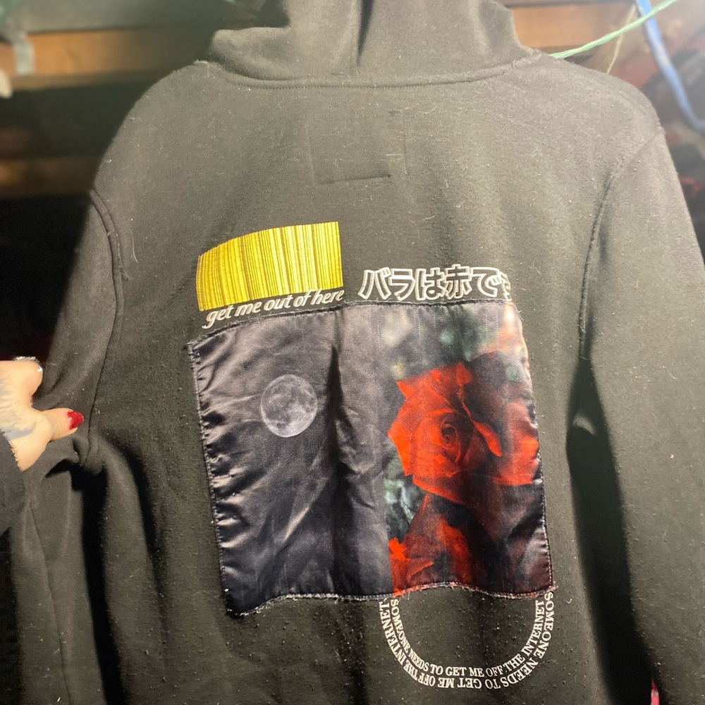 Brooklyn Cloth Streetwear Smell the roses large sweatshirt
